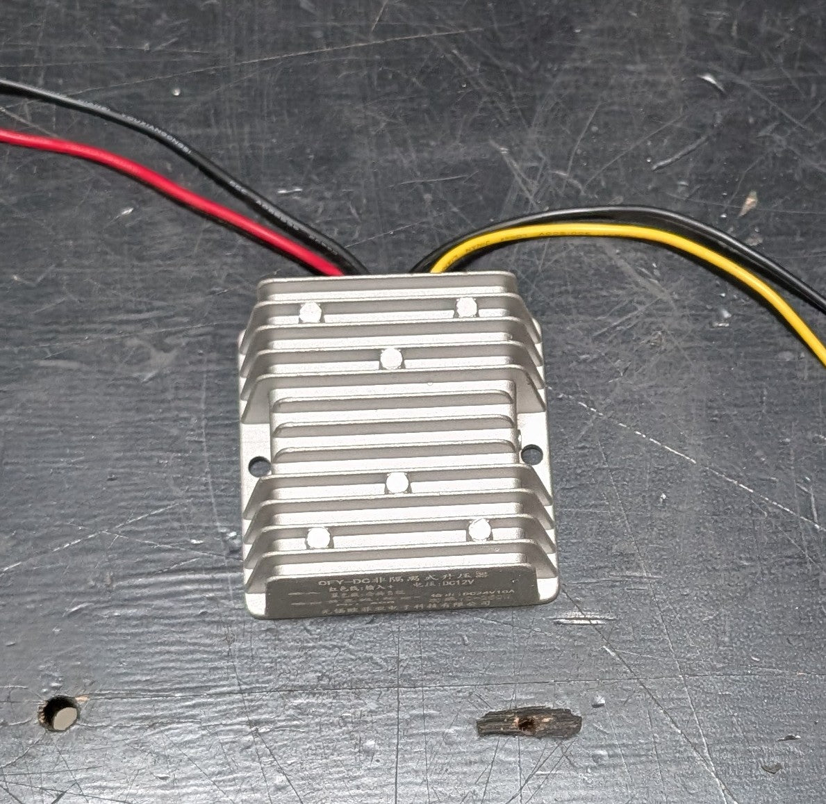 Velit 2000U AC Transformer