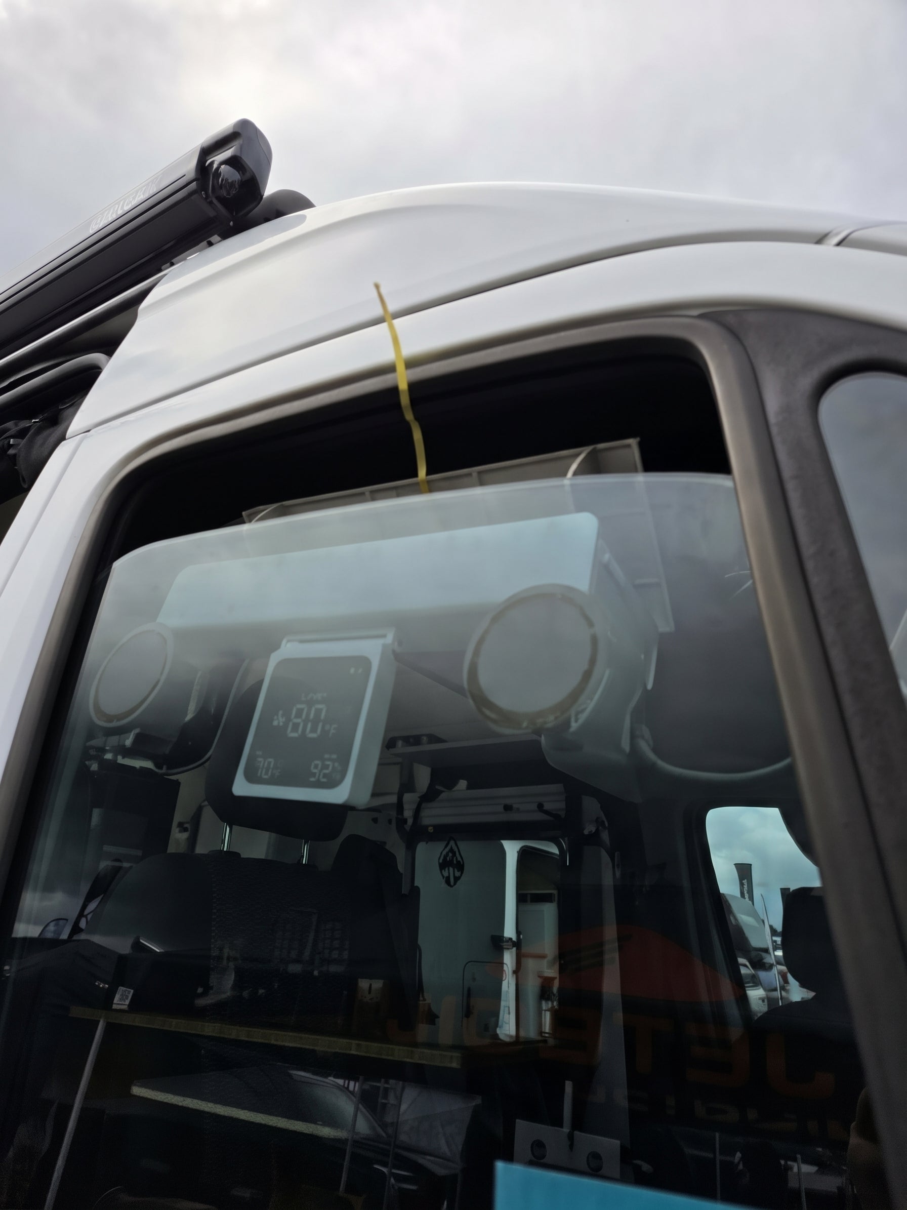 Vento mounted in a vehicle window